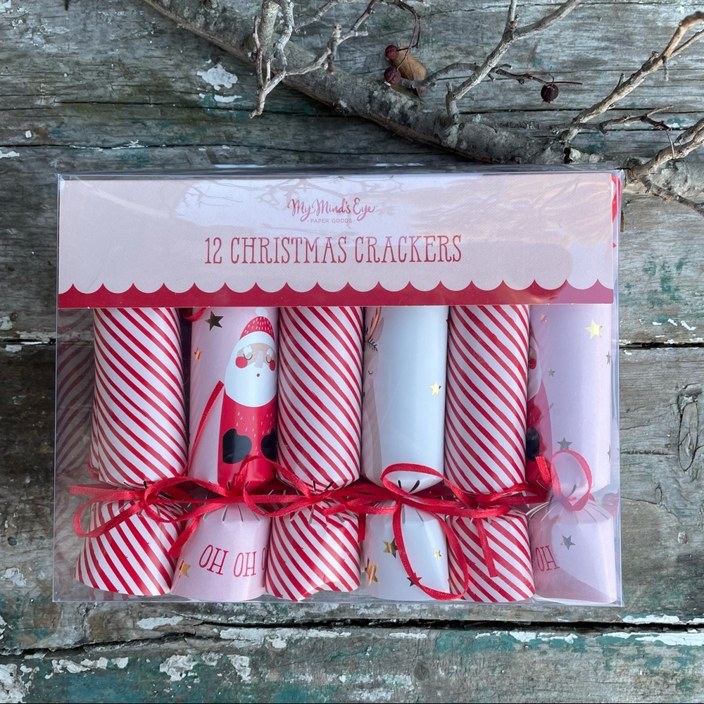 My Minds Eye 12 Christmas Crackers